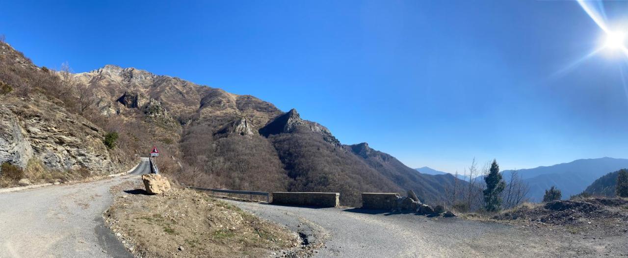 Molini di TrioraCa' De Giovannaアパートメント エクステリア 写真